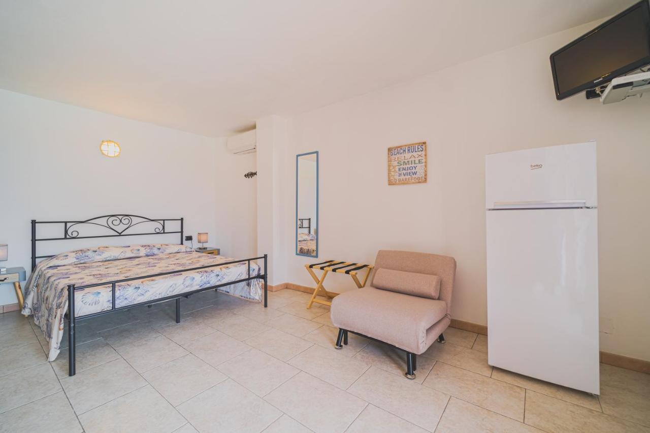Residence Villa Rosi กาโปลิเวรี ภายนอก รูปภาพ